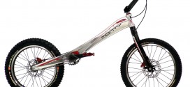 Exclu: llega la Monty 221 Kamel Pro Race